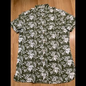 Zara Short Sleeve Button Up Shirt size Large